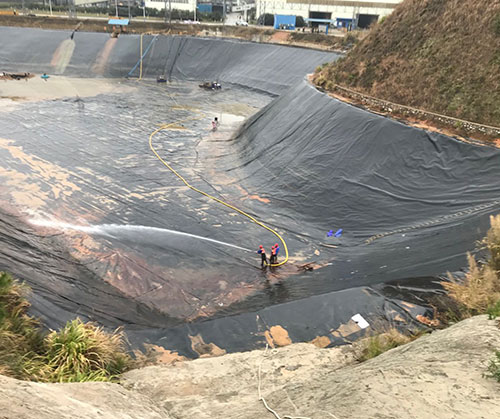 宁陕废水池清理