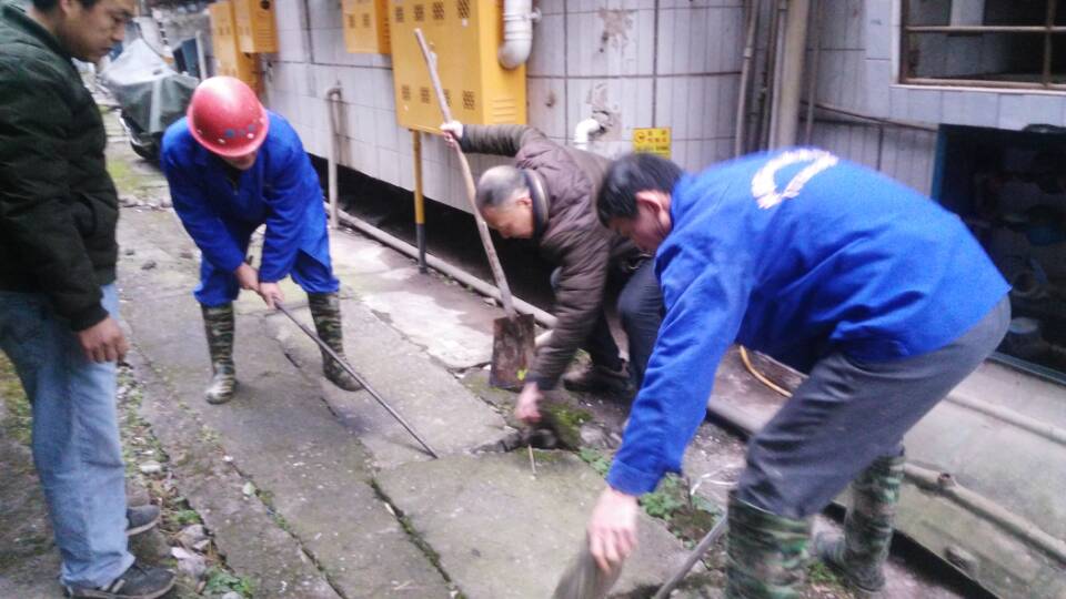 宁陕清掏化粪池、管道疏通一站式服务<高效><技术><可靠>