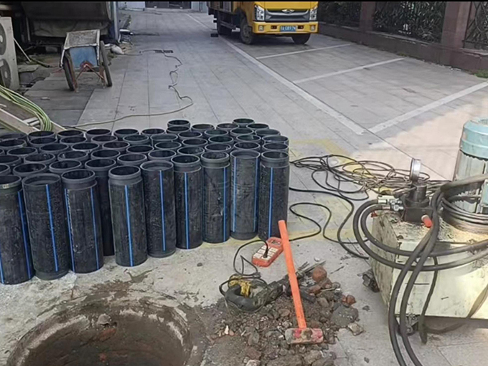 宁陕PE置换管厂家 DN315置换管 非开挖管短管置换